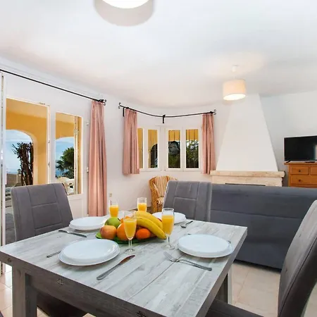 Cielo - Plusholidays Villa *
